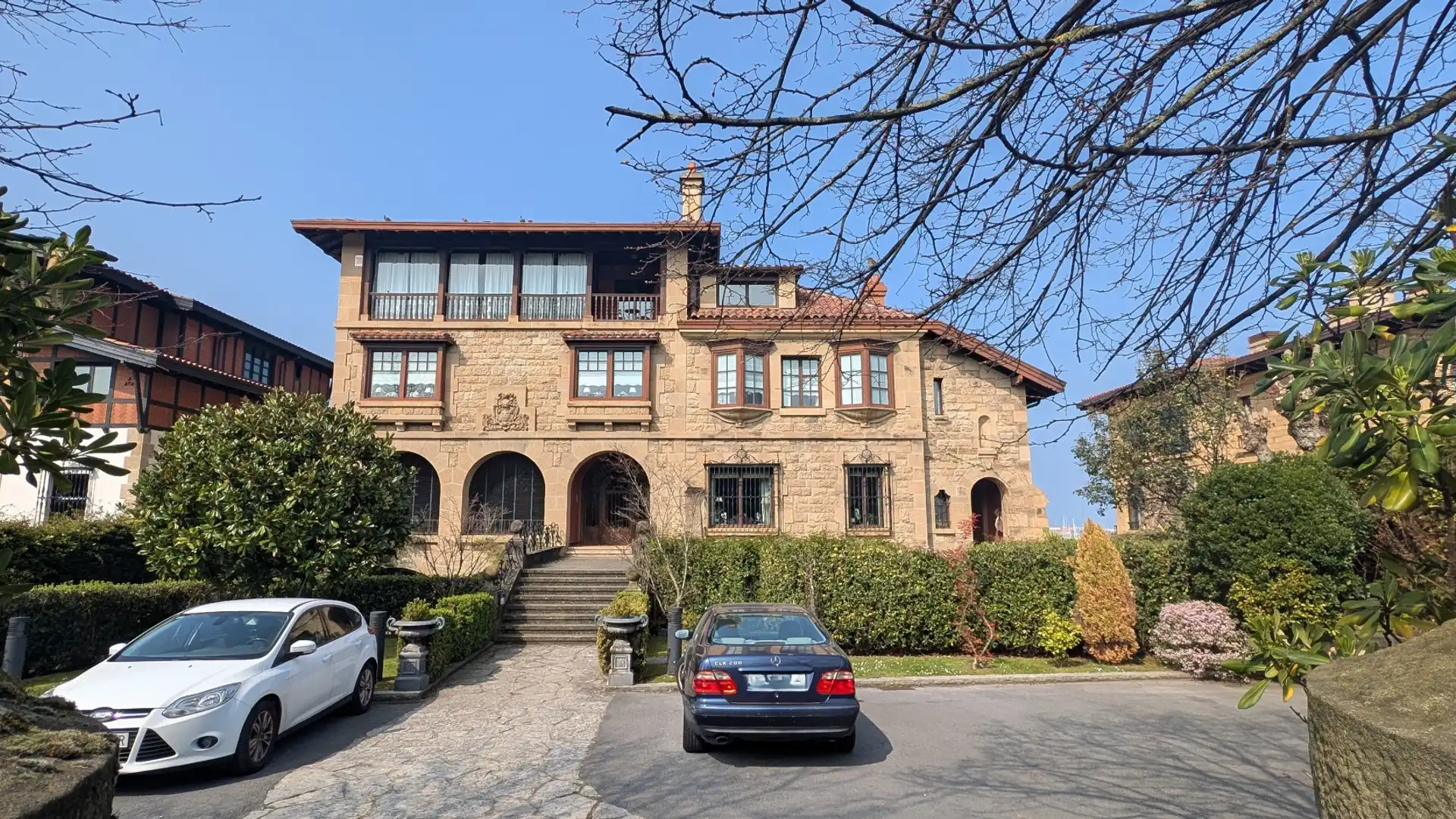 Vista exterior de Piso en venta en Getxo  con Calefacción, Jardín privado y Terraza