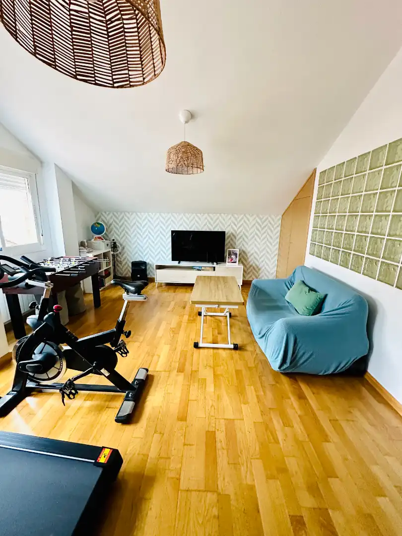 Sala de estar de Casa adosada en venta en Parla con Aire acondicionado, Calefacción y Jardín privado