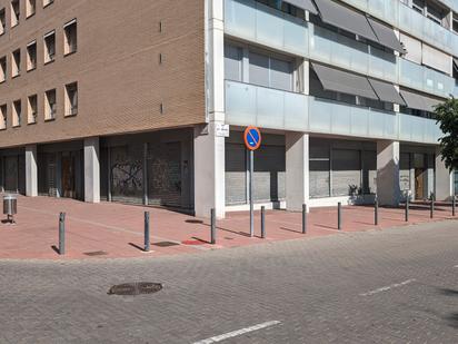 Vista exterior de Local en venda en L'Hospitalet de Llobregat