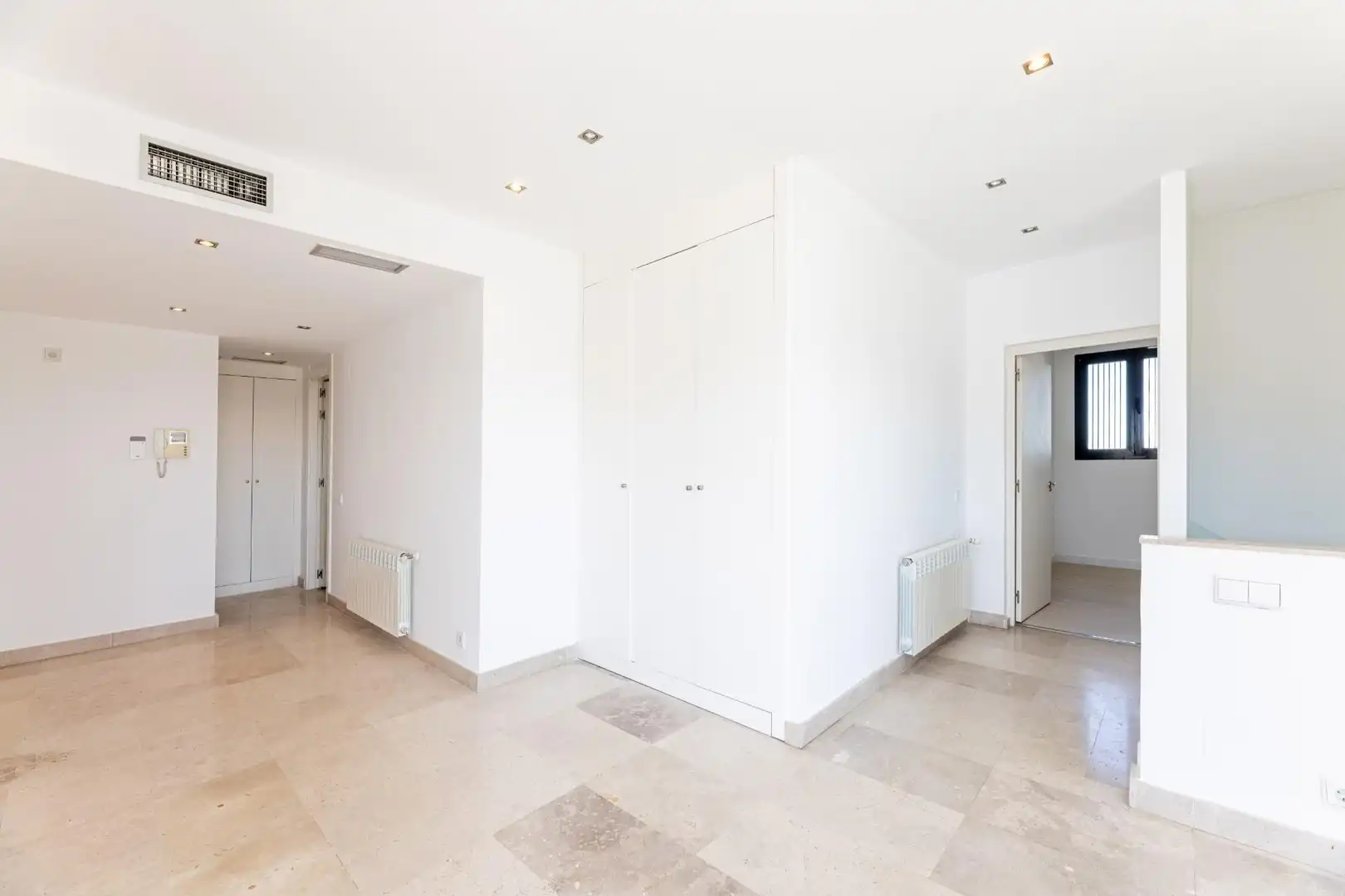 Ático en venta en Madrid con Aire acondicionado, Calefacción y Terraza