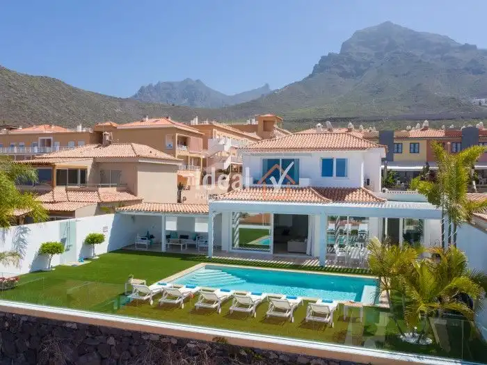 Villa zum Verkauf in Costa Adeje, imagen 2