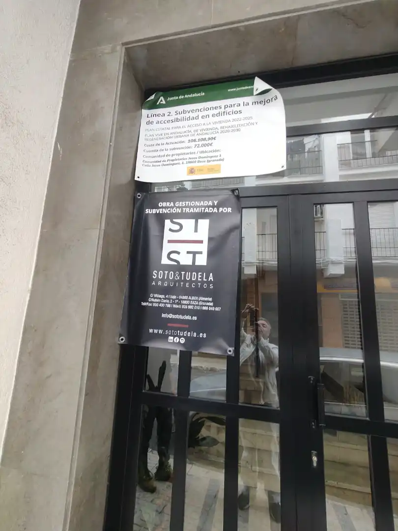 Vista exterior de Piso en venta en Baza con Amueblado