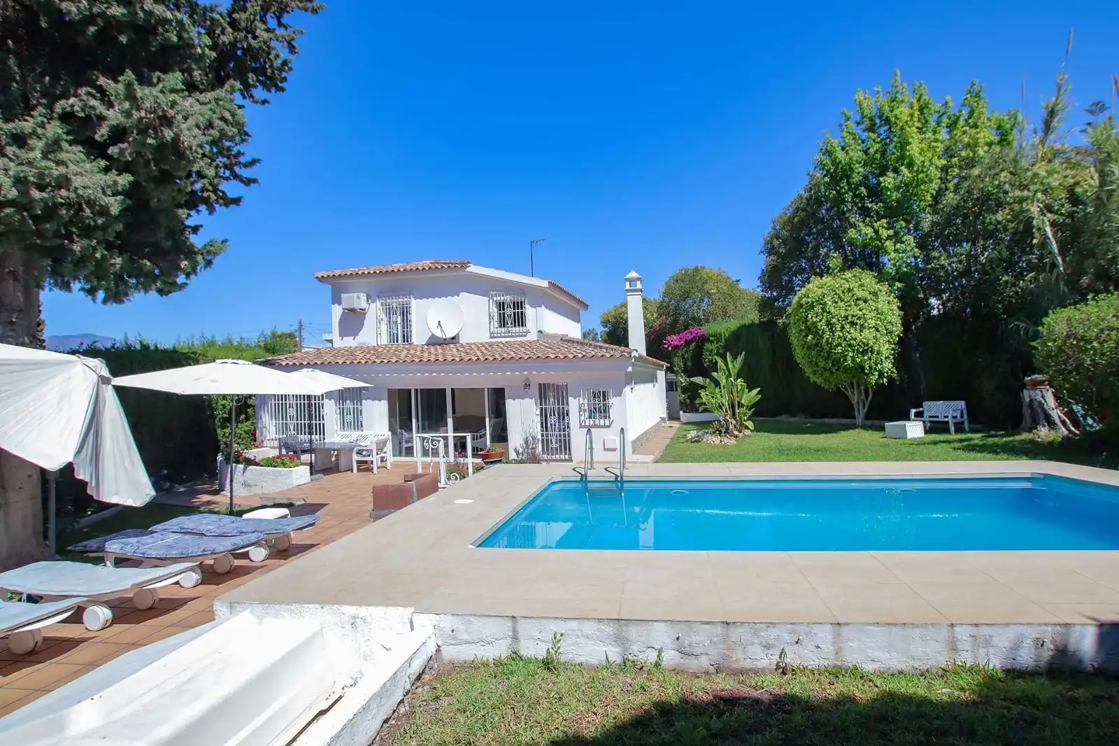 Casa con piscina in vendita a San Pedro de Alcántara