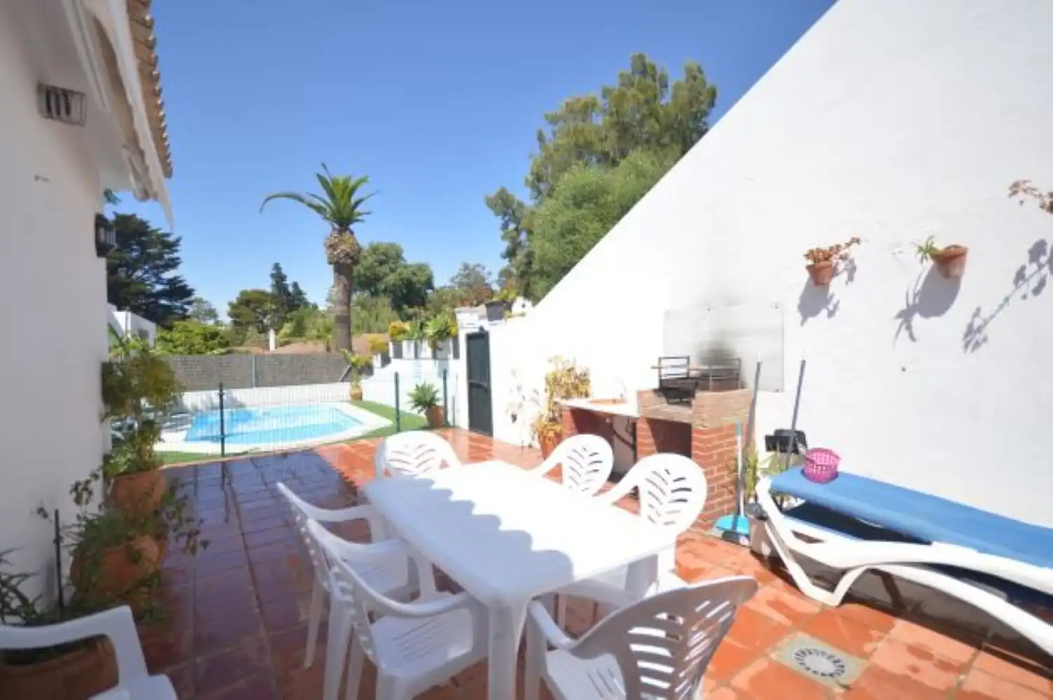 Terraza de Casa adosada de alquiler en Conil de la Frontera con Aire acondicionado, Jardín privado y Terraza
