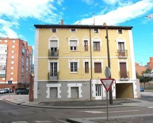 Vista exterior de Pis en venda en Burgos Capital