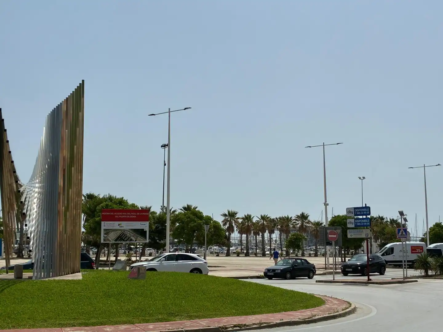 Exterior view of Commercial properties for sale in Dénia  with Air Conditioner