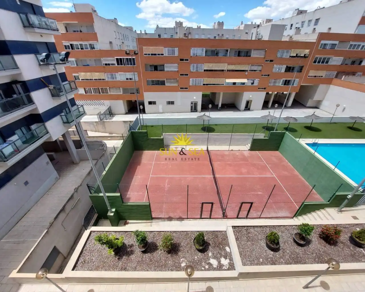 Terrassa de Pis de lloguer en Alicante / Alacant amb Aire condicionat, Calefacció i Traster