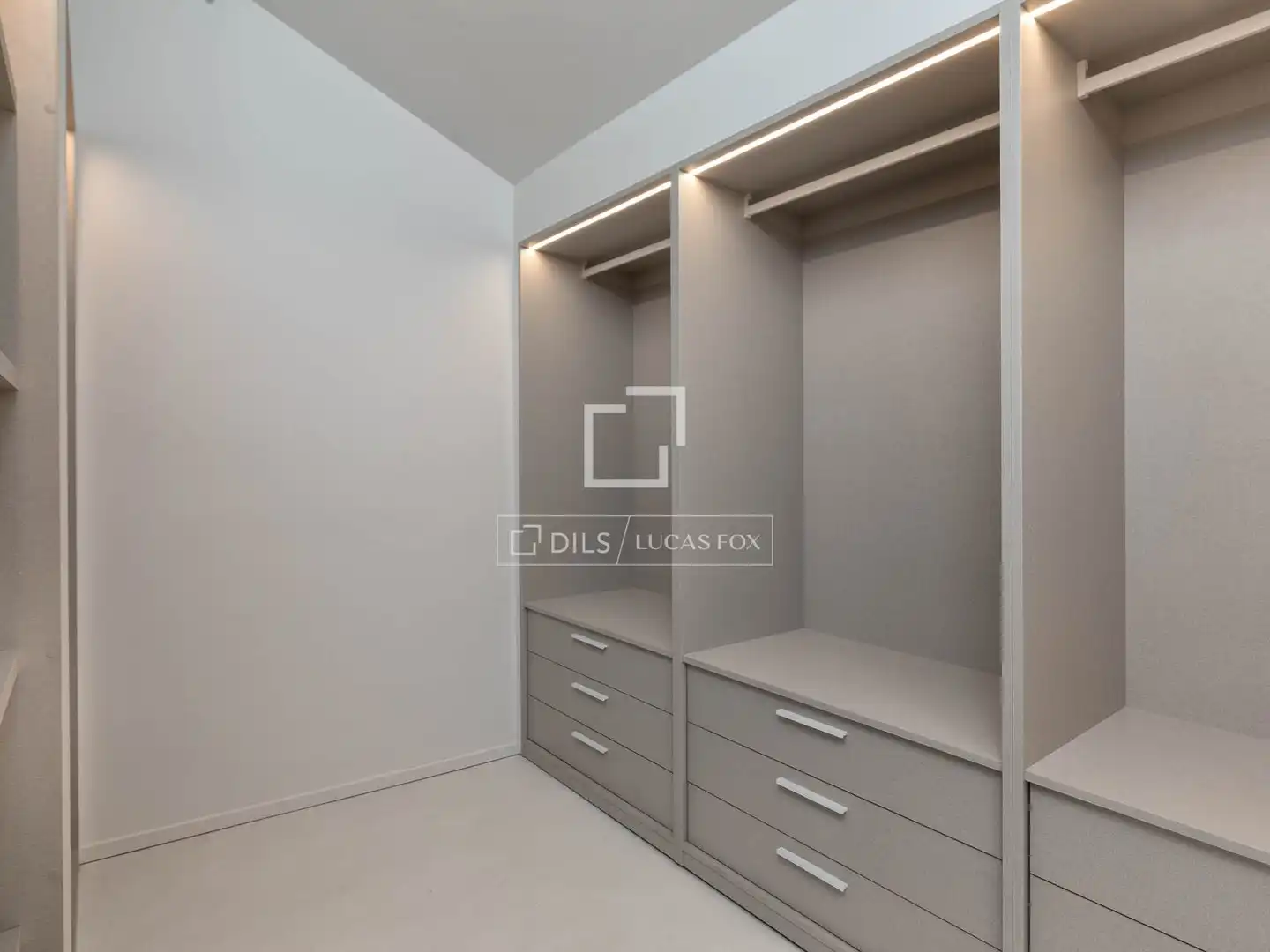 Penthouse with lift for sale in Centre - Barri Vell, imagen 13