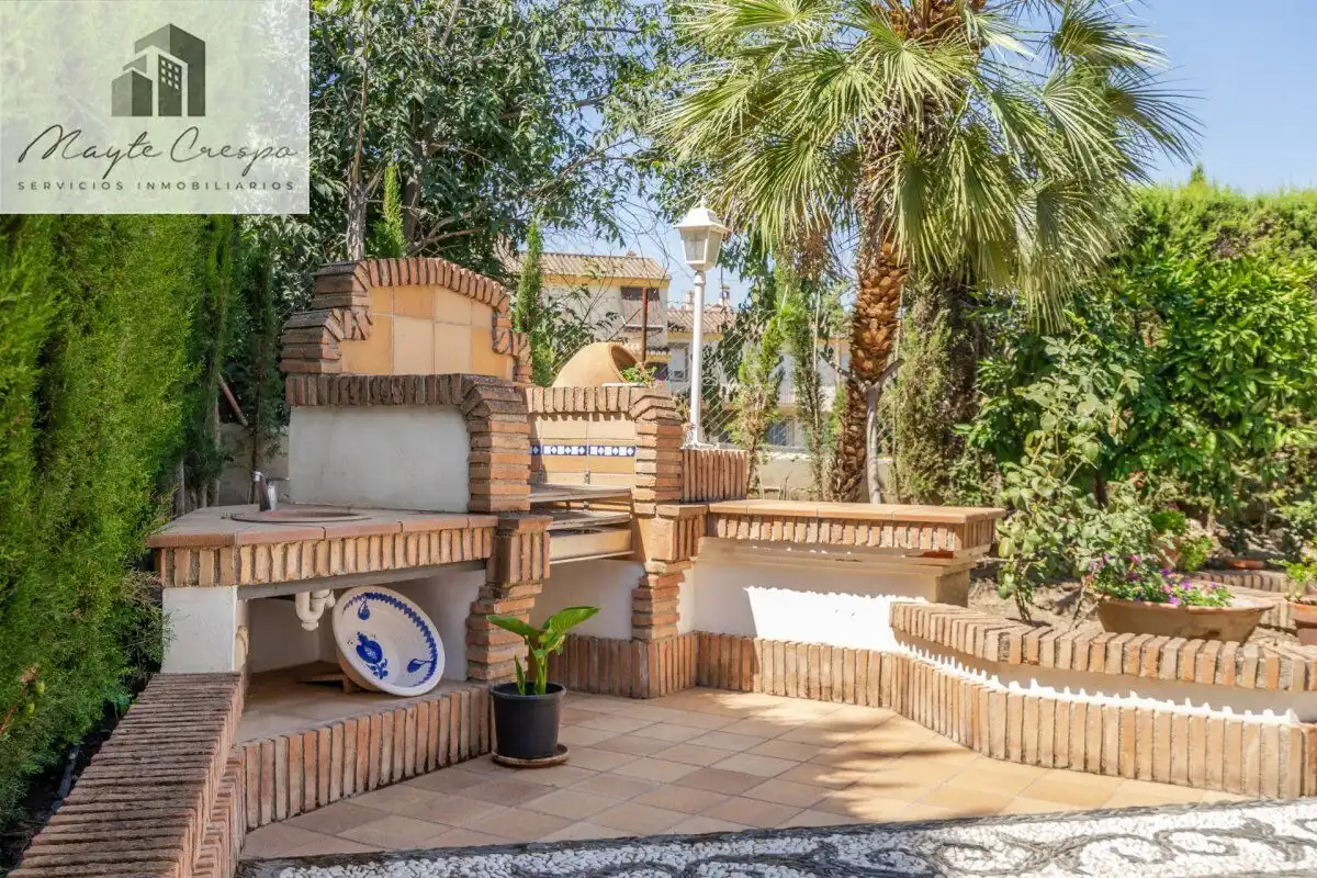 Terraza de Casa o chalet en venta en La Zubia con Aire acondicionado, Calefacción y Jardín privado