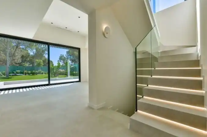 Casa amb piscina en venda a Carrer Amsterdam, imagen 19