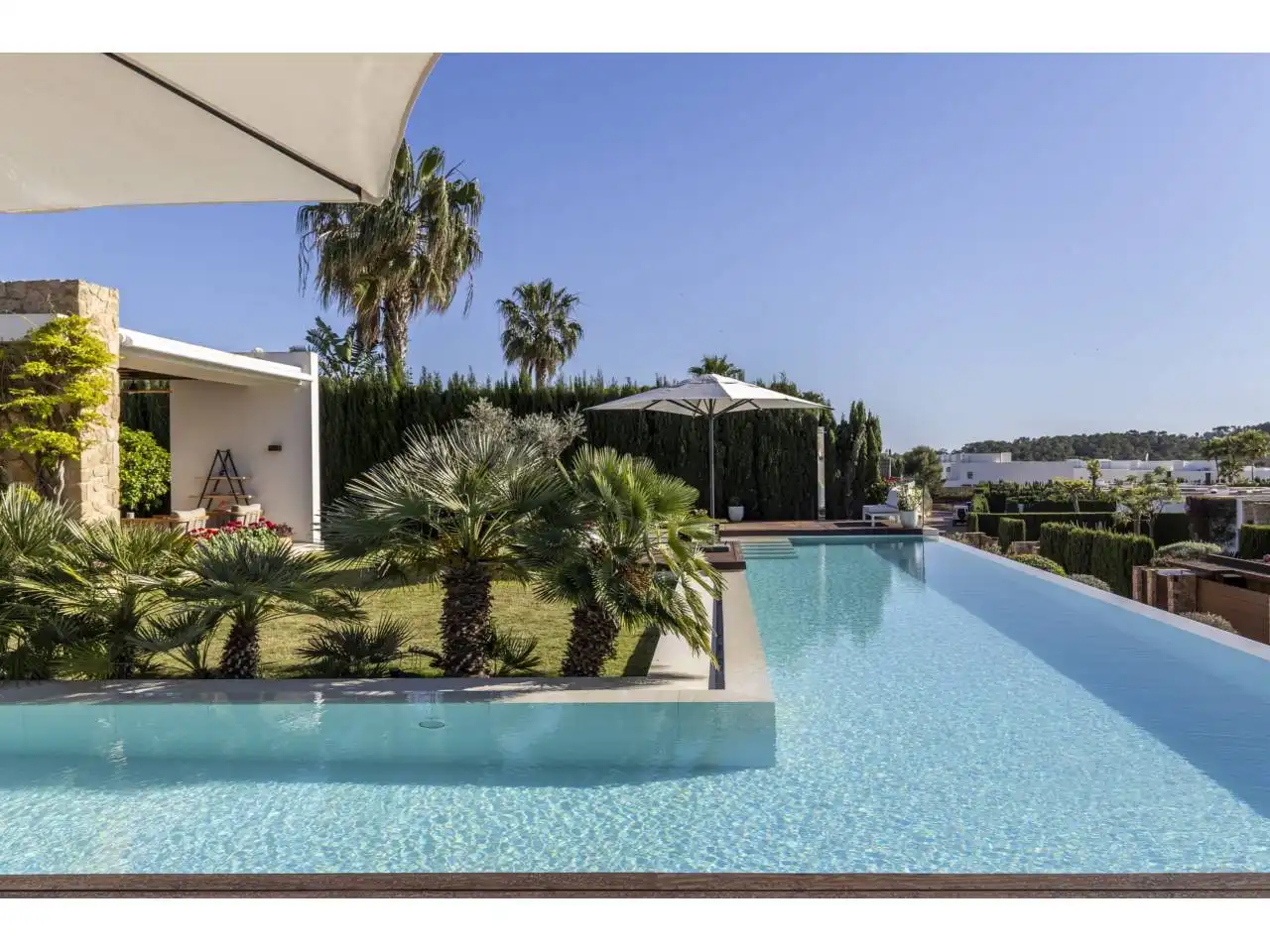 Piscina de Casa o xalet en venda en Sant Josep de sa Talaia amb Aire condicionat, Calefacció i Jardí privat