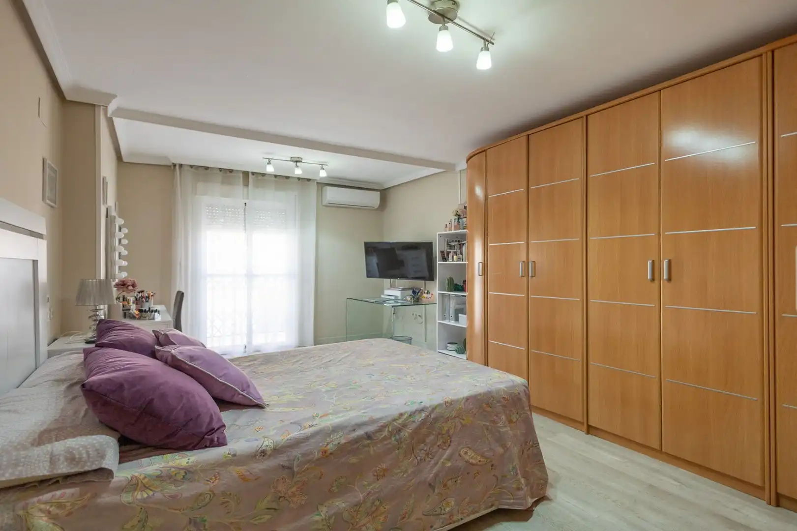 Habitación de Casa o chalet en venta en Melilla con Aire acondicionado, Calefacción y Jardín privado