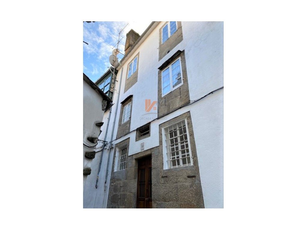Vista exterior de Piso en venta en Santiago de Compostela 