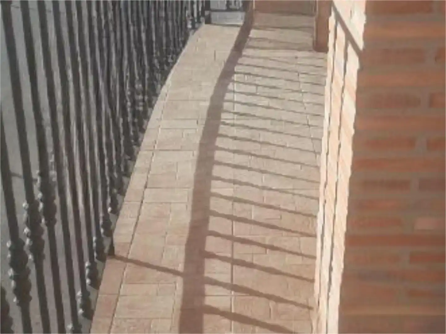 Terrassa de Casa adosada en venda en Riba-roja de Túria amb Aire condicionat i Balcó