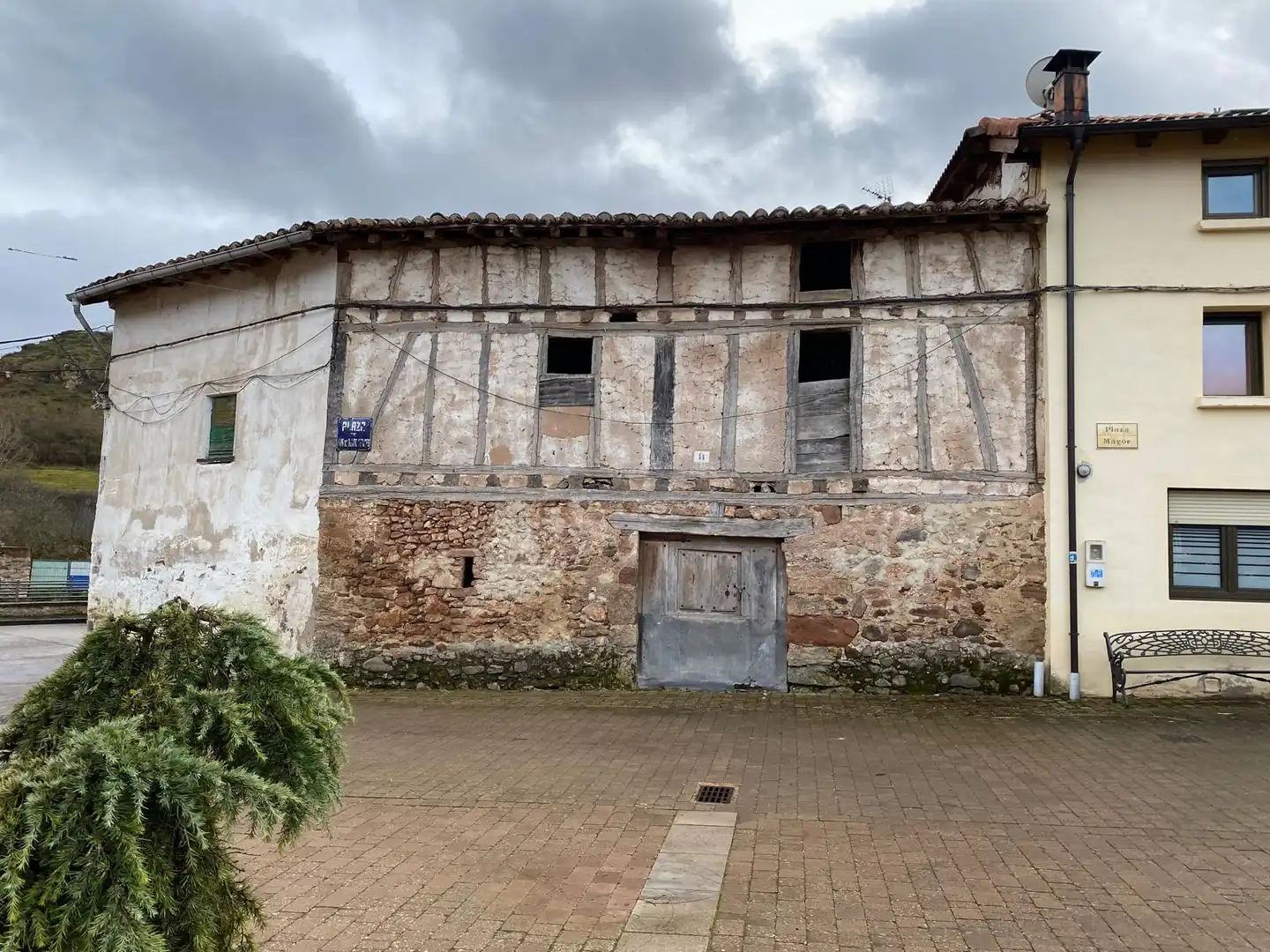 Vista exterior de Casa o chalet en venta en Fresneda de la Sierra Tirón
