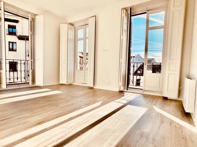 Piso en Alquiler en Calle Mayor, 49 en Palacio