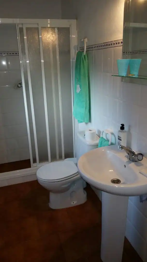 Baño de Finca rústica de alquiler en Villafranca de Córdoba con Aire acondicionado, Calefacción y Terraza
