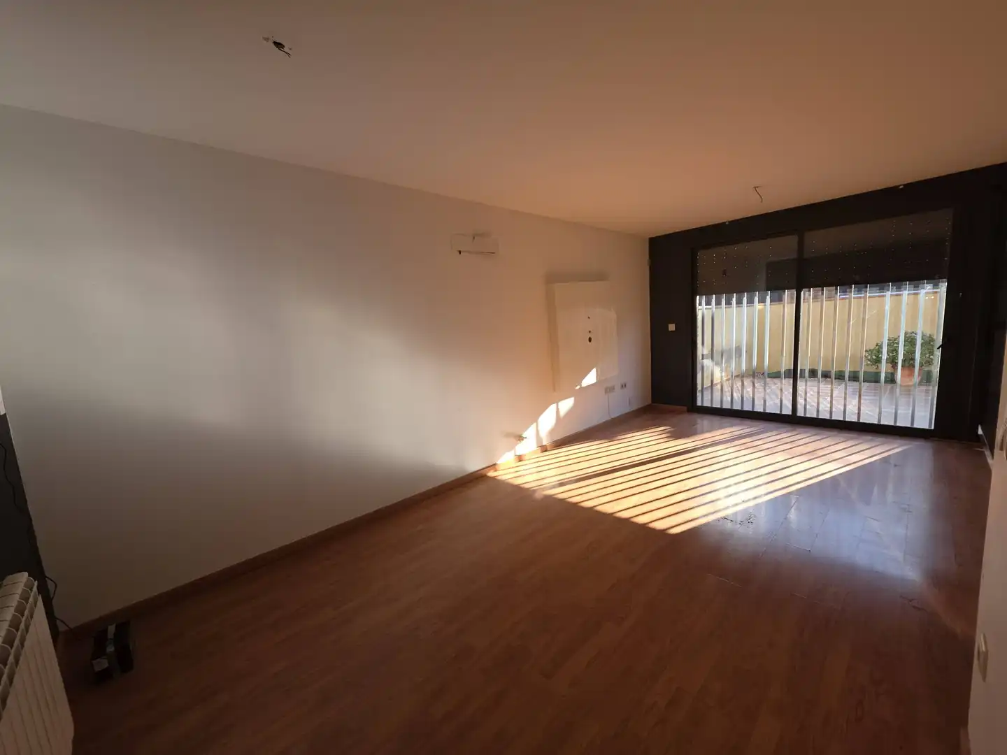 Casa adosada en venta en Carrer d'Eduard Toldrá Solé, Migjorn