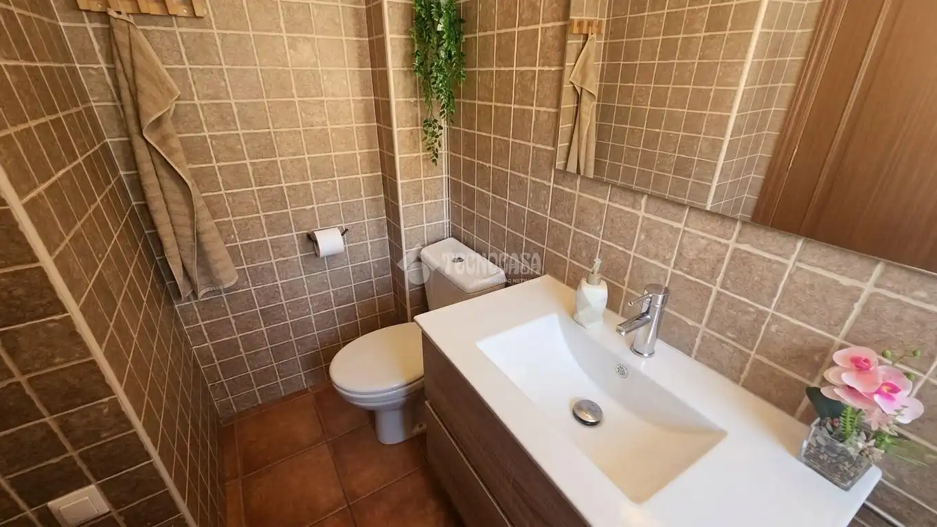 Baño de Casa adosada en venta en Almogía con Aire acondicionado y Terraza