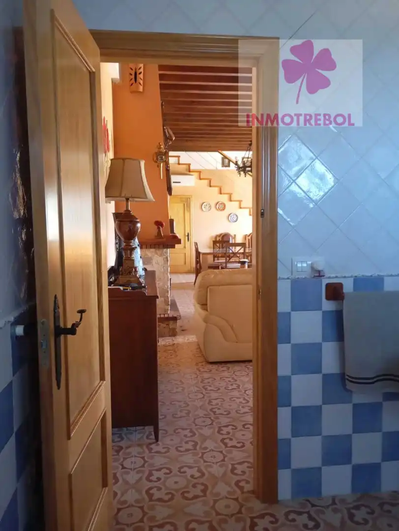 Casa o xalet en venda en Carrión de los Céspedes amb Jardí privat, Parquet i Piscina