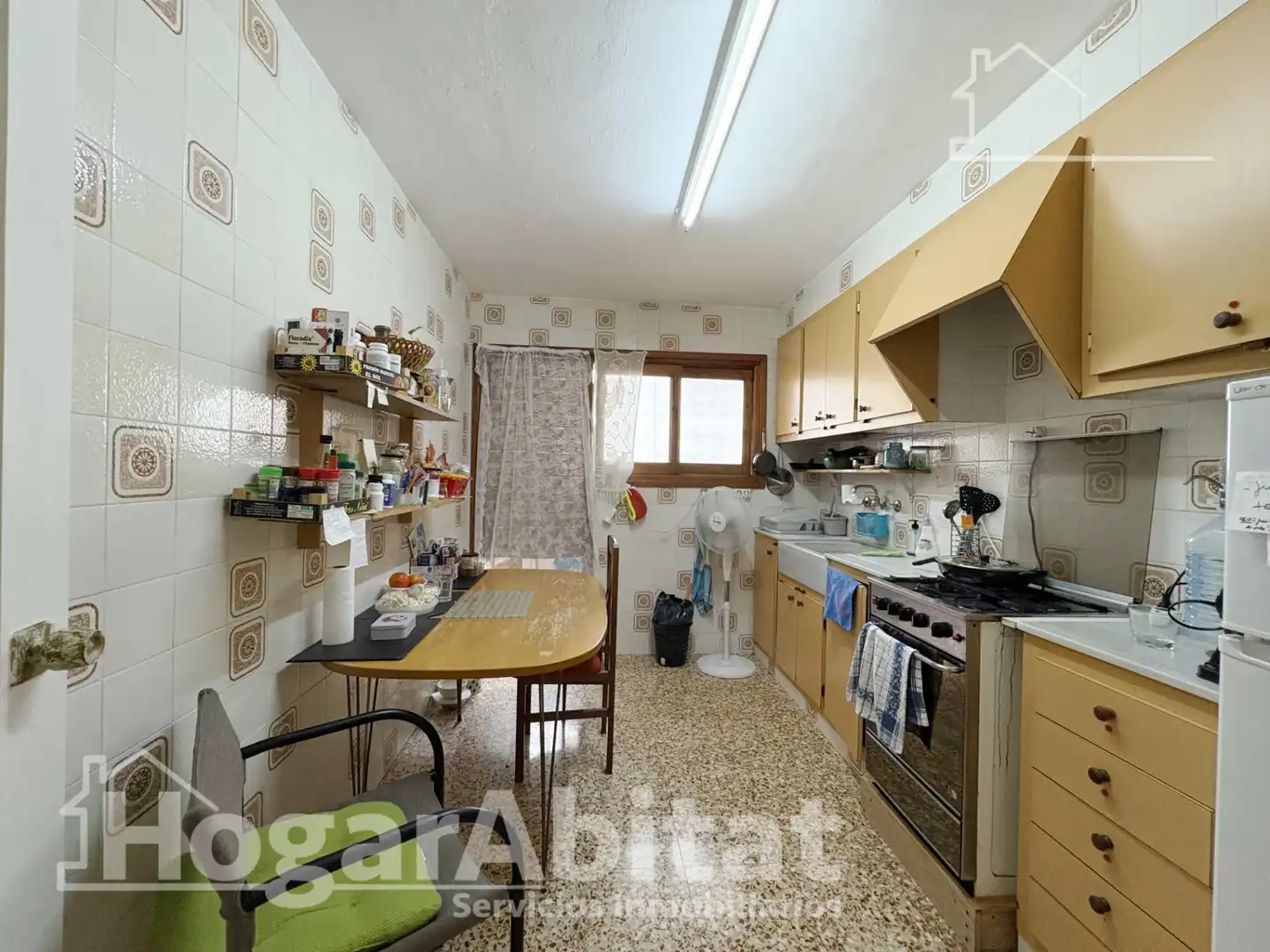 Cuina de Pis en venda en Tavernes de la Valldigna amb Balcó