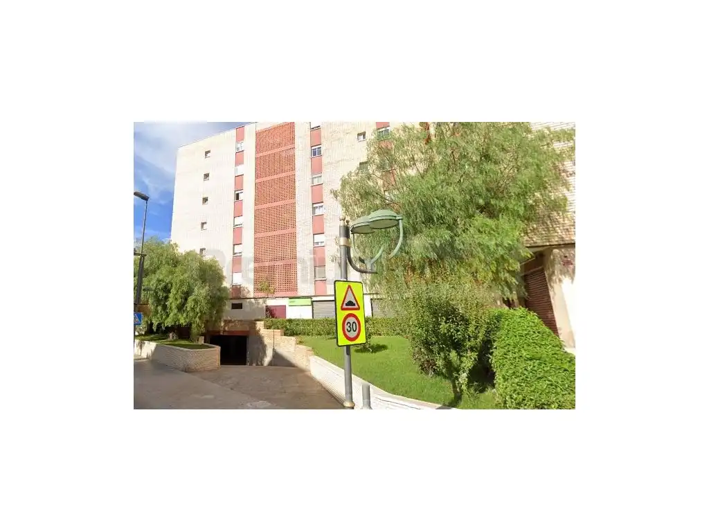Flat with lift for sale in Calle Riu Montsant, imagen 3