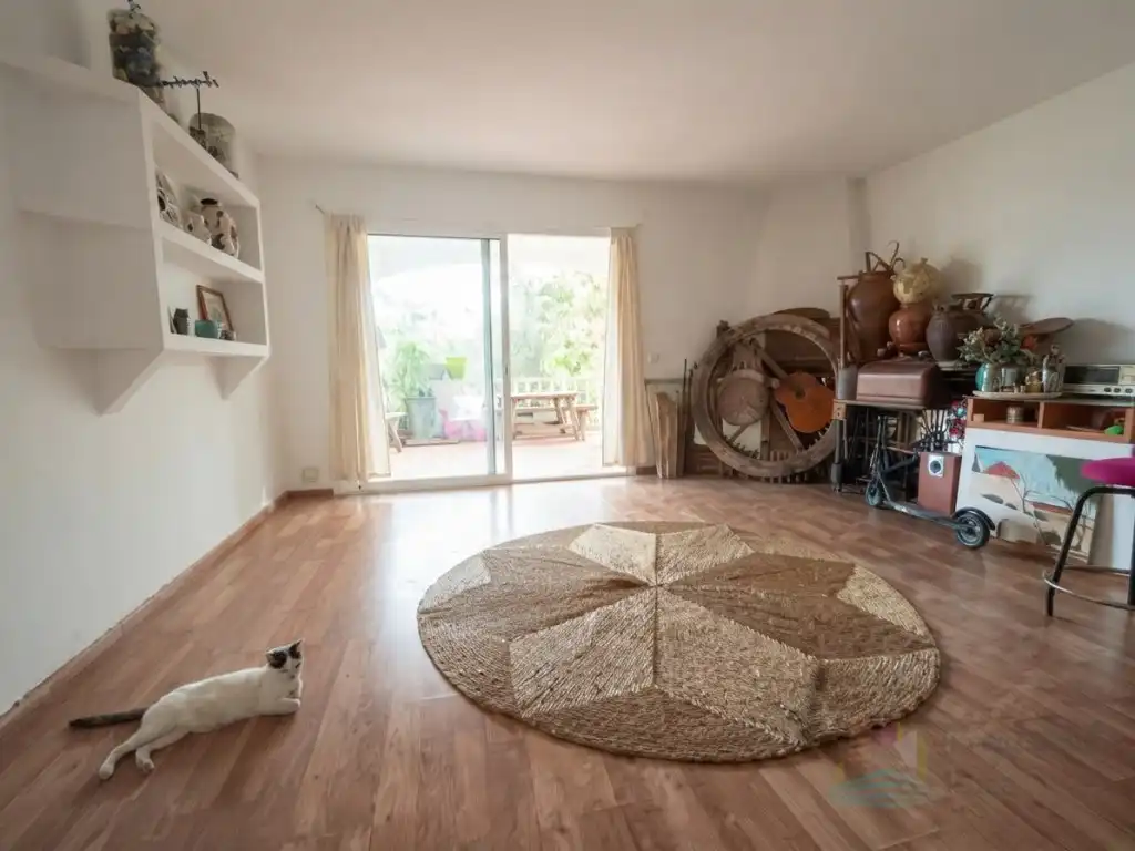 Sala de estar de Planta baja en venta en Sant Josep de sa Talaia con Jardín privado y Terraza
