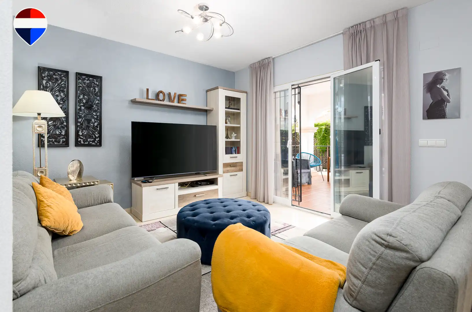 Sala de estar de Casa o chalet en venta en Mutxamel con Aire acondicionado, Terraza y Piscina