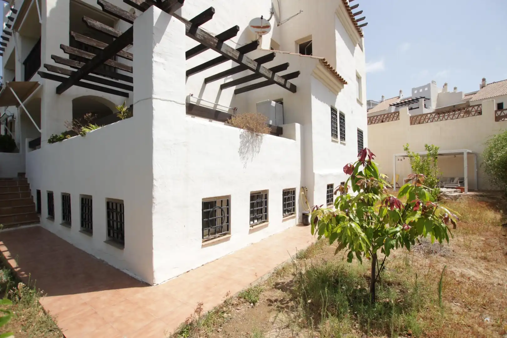 Vista exterior de Dúplex en venda en Benalmádena amb Aire condicionat, Calefacció i Jardí privat