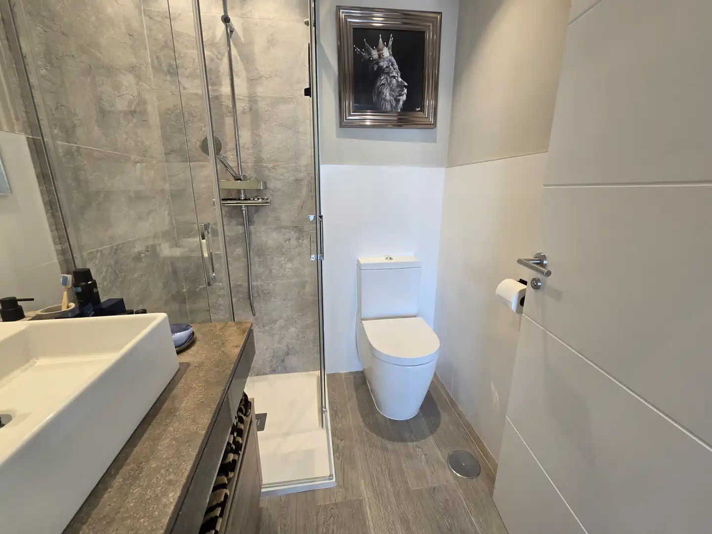 Bathroom of Flat for sale in Mijas  with Air Conditioner, Heating and Terrace