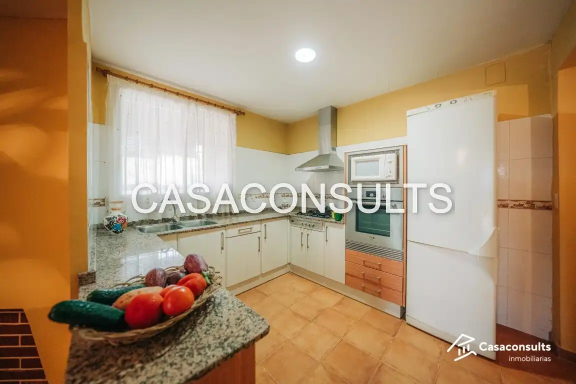 Cocina de Planta baja en venta en Cabanes con Terraza y Amueblado