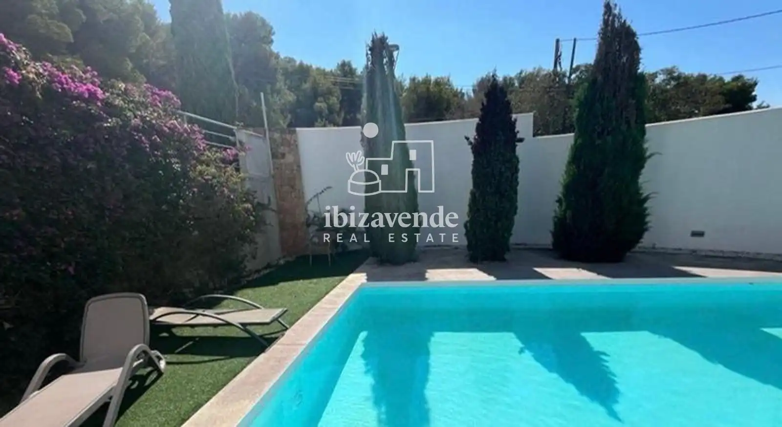 Casa adosada en venta en Mont Blanc, Santa Eulària