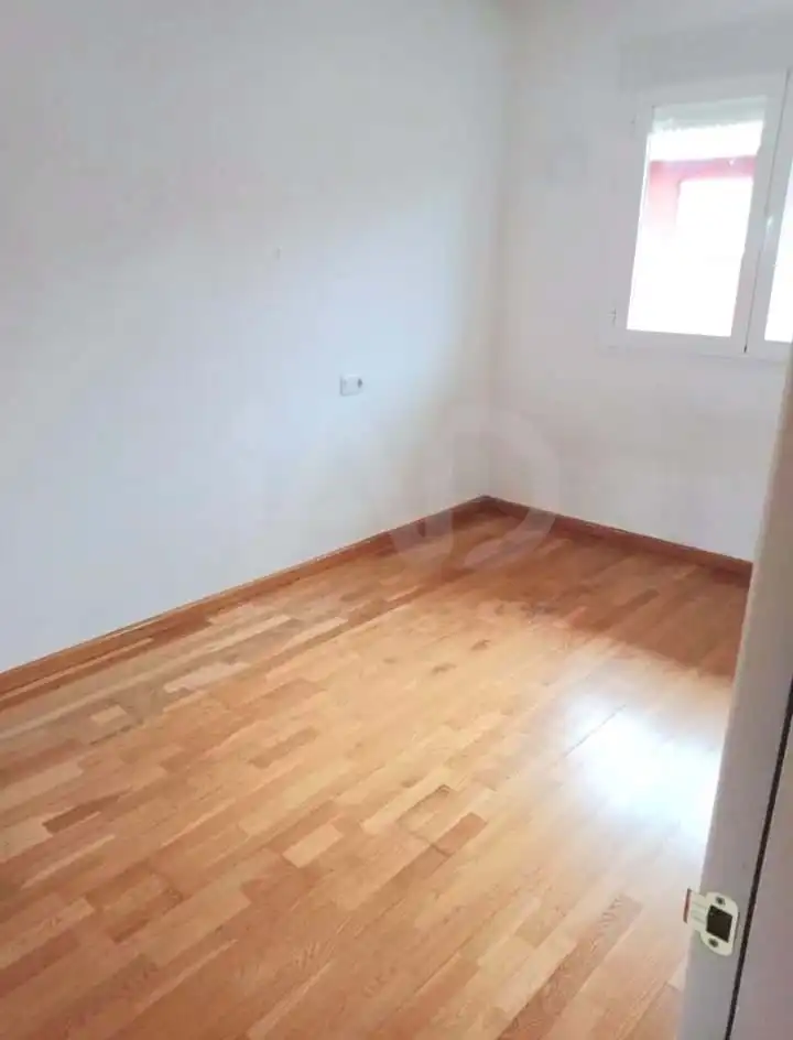 Dormitori de Casa adosada en venda en Cuadros amb Calefacció i Terrassa