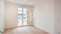 Bedroom of Flat for sale in  Madrid Capital  with Air Conditioner, Heating and Terrace