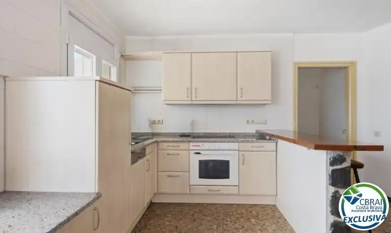 Küche von Country house zum Verkauf in Roses mit Heizung, Privatgarten und Terrasse