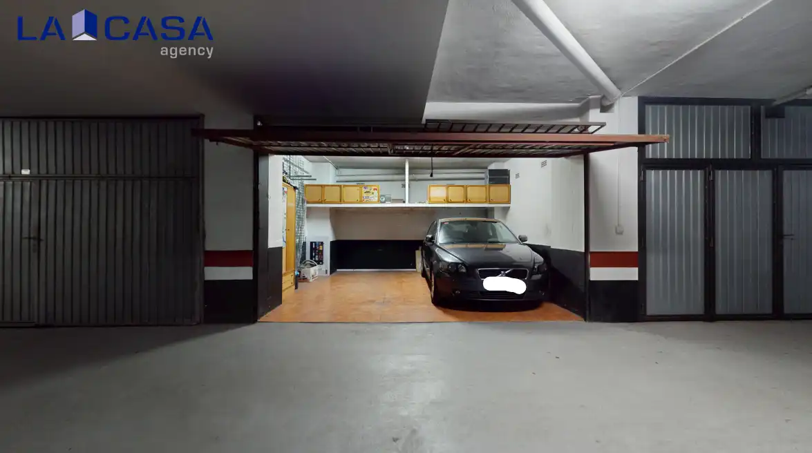 Parking de Piso en venta en Otxarkoaga - Txurdinaga