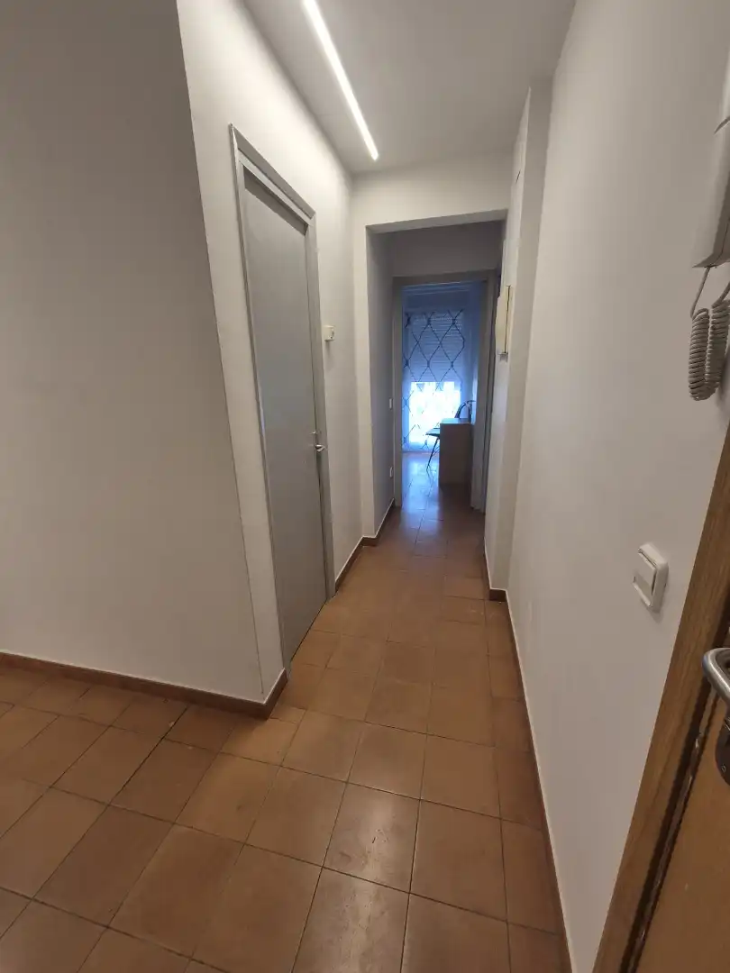 Flat for rent in Vic  with Heating
