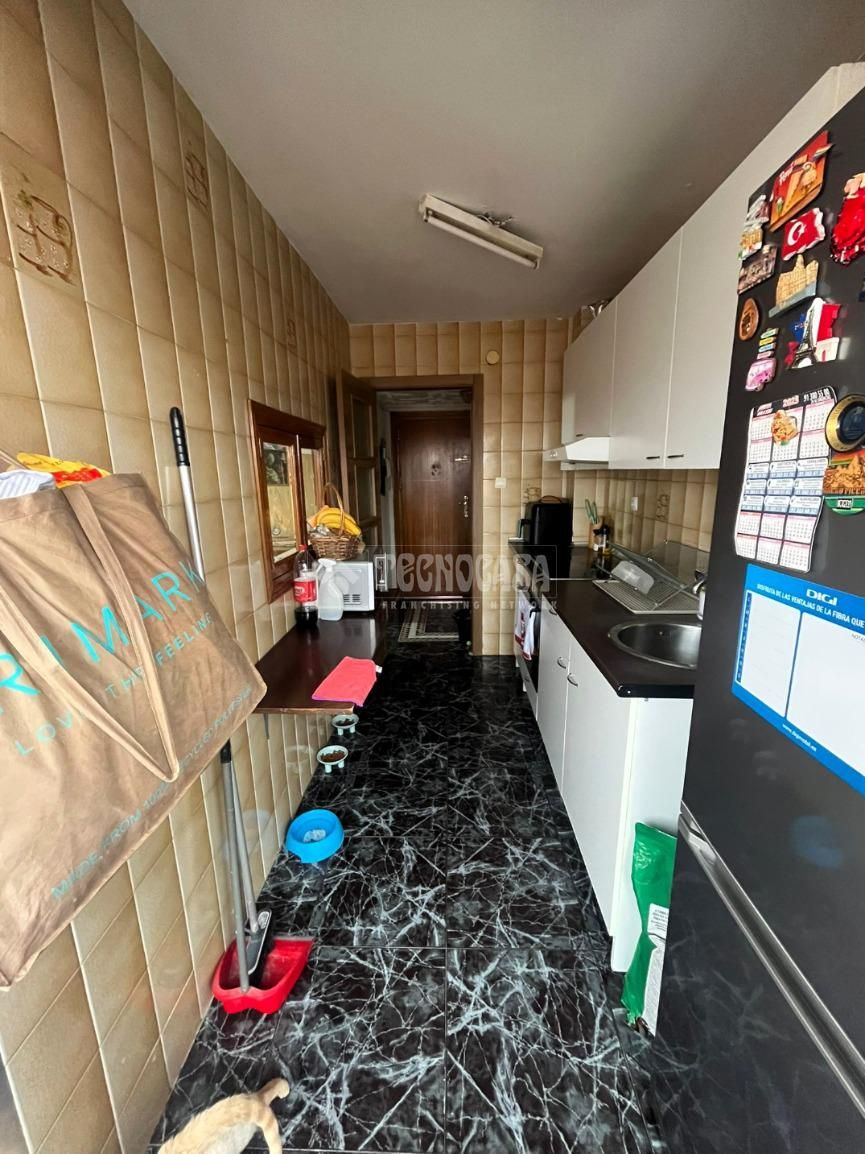 Kitchen of Flat for sale in  Madrid Capital