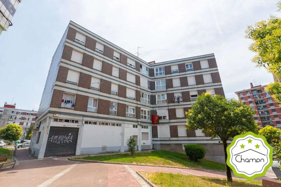Exterior view of Flat for sale in Derio  with Terrace