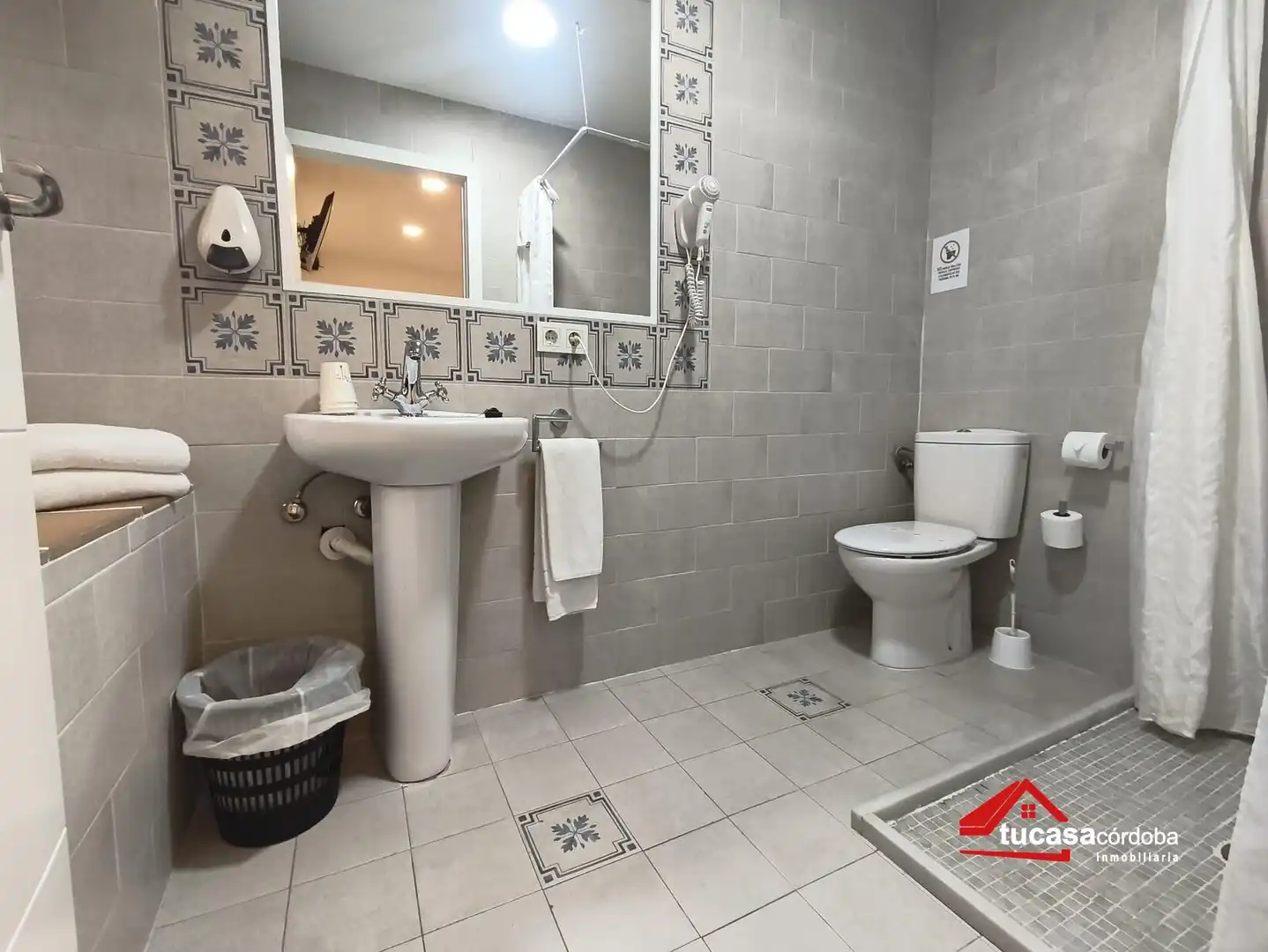 Badezimmer von Gebäude zum Verkauf in Córdoba