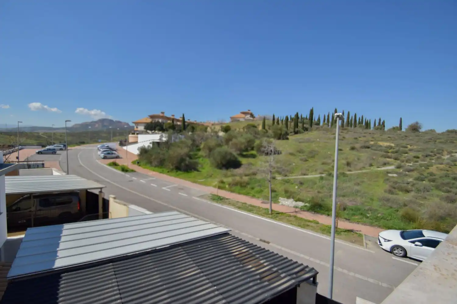 Vista exterior de Casa adosada en venda en Las Gabias amb Terrassa i Piscina comunitària