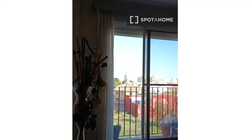 Bedroom of Apartments for share in Valencia  with Air Conditioner, Heating and Terrace