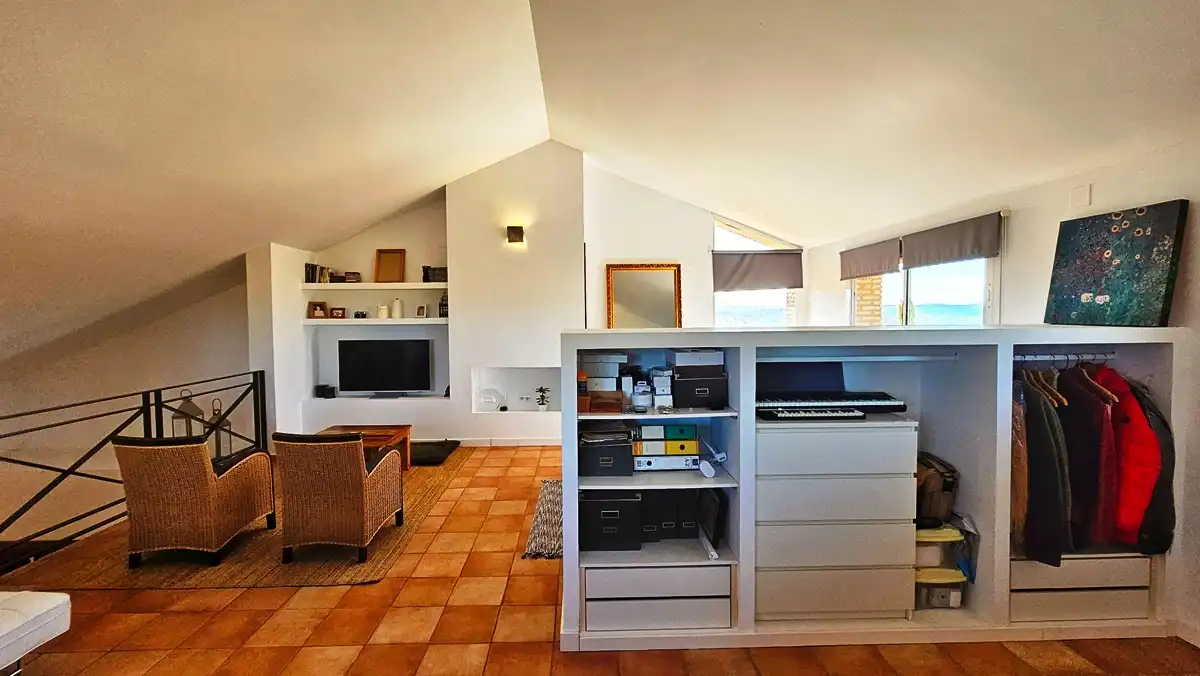 Living room of Houses for sale in El Madroño  with Air Conditioner and Private garden