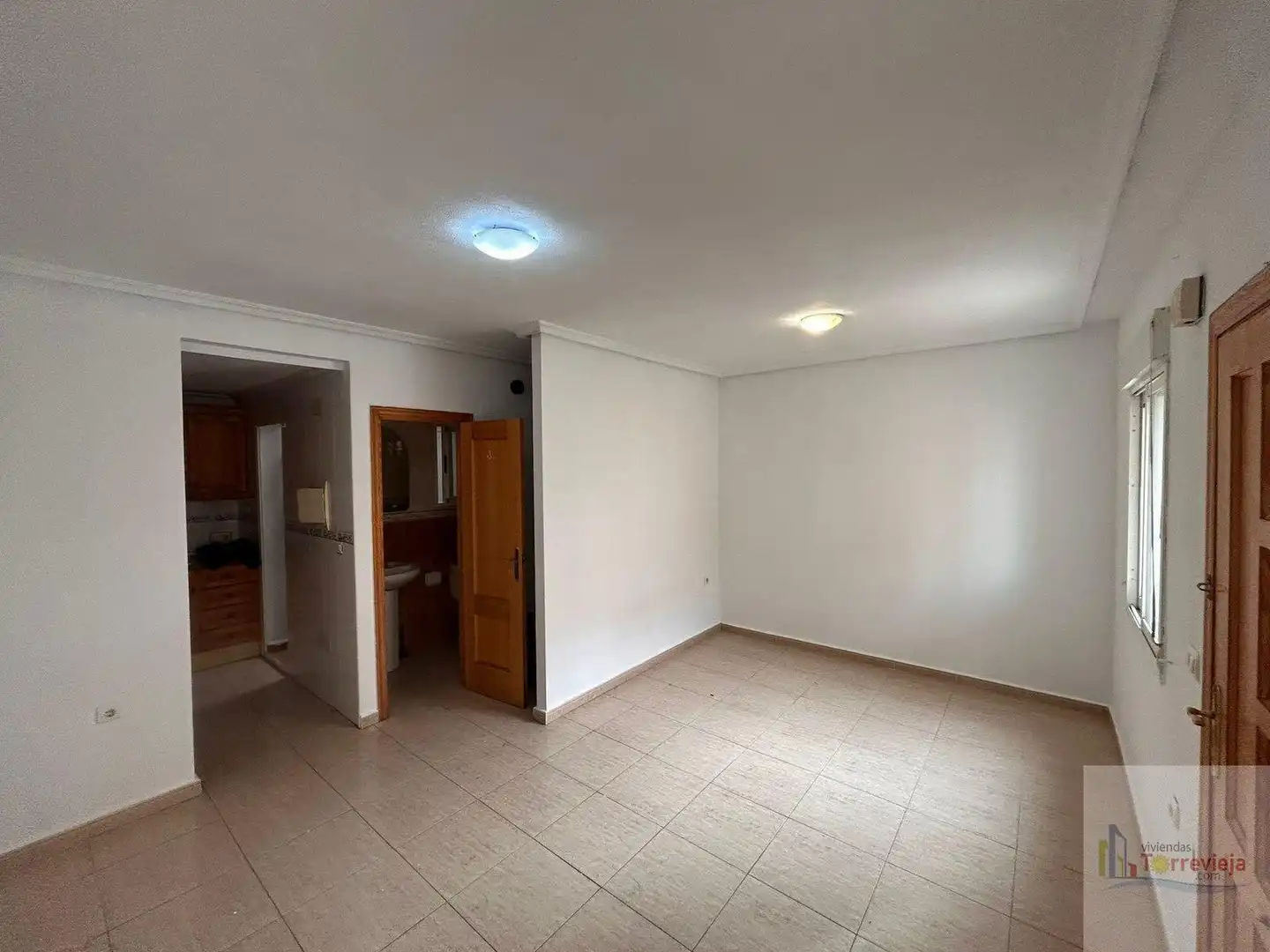 Dúplex en venta en Torrevieja con Terraza y Piscina comunitaria
