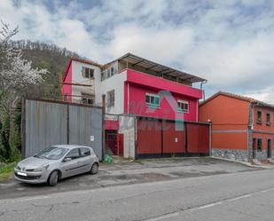 Vista exterior de Casa o xalet en venda en Aller amb Terrassa