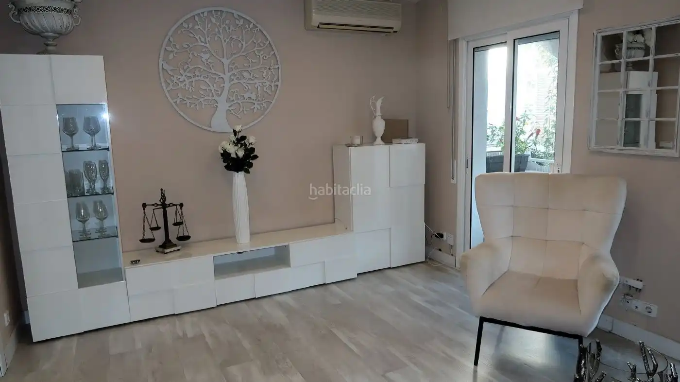 Flat to rent in Carrer de la Lluna 3, imagen 5