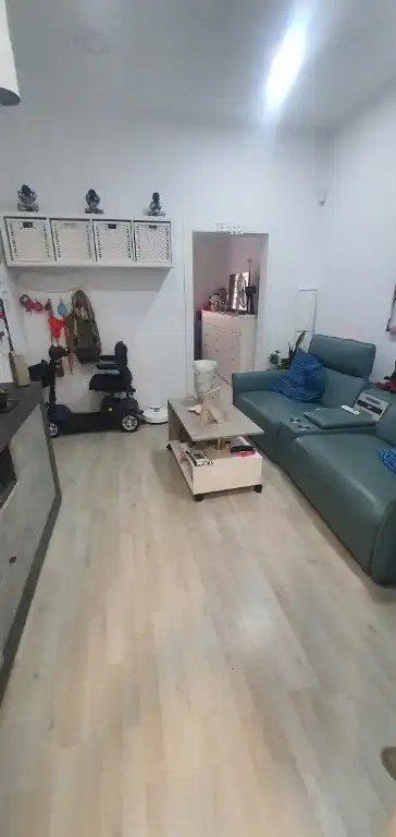 Baixos en venda a Carrer de Llefià, imagen 2