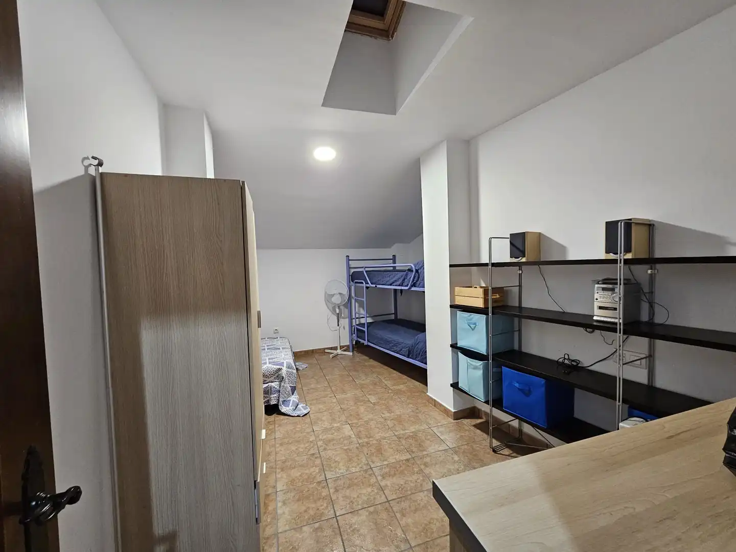 Schlafzimmer von Maisonette zum Verkauf in El Bosque mit Terrasse, Möbliert und Waschmaschine