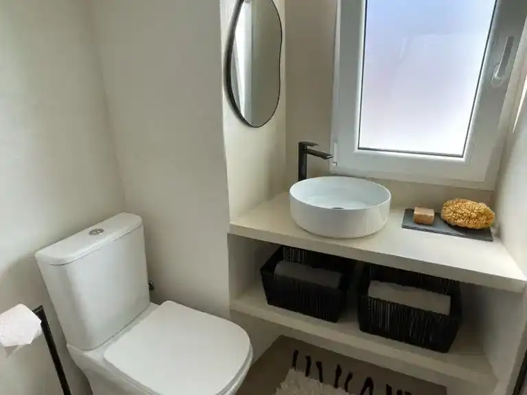 Bathroom of Flat for sale in Benamargosa  with Air Conditioner, Terrace and Furnished