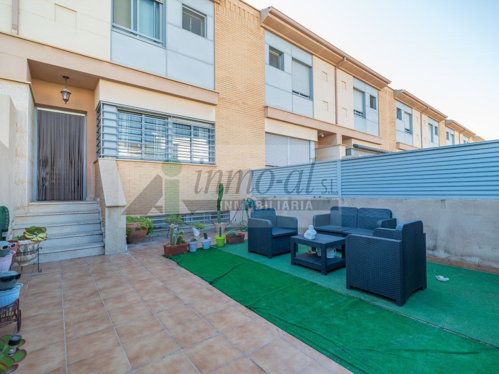 Terrace of Single-family semi-detached for sale in Almazora / Almassora  with Air Conditioner and Heating